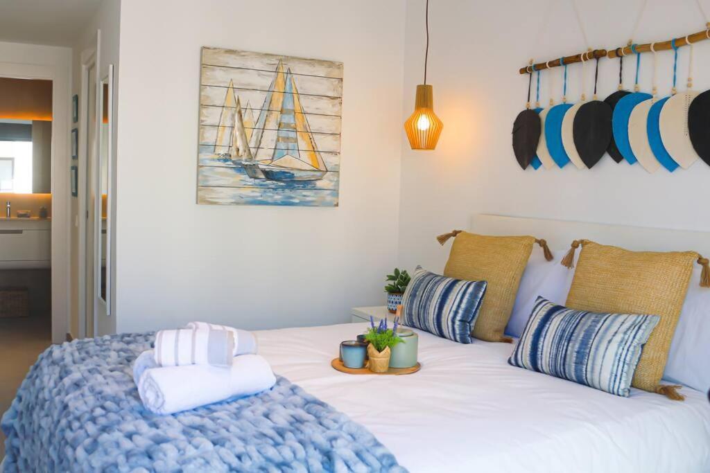 Iconic Sea Views Luxury Apartment Puerto Marino Exterior foto