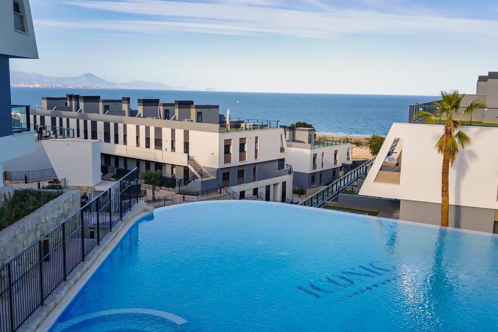 Iconic Sea Views Luxury Apartment Puerto Marino Exterior foto