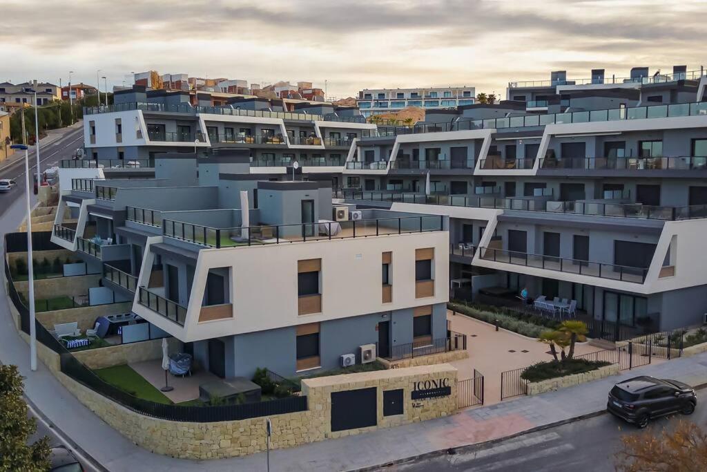 Iconic Sea Views Luxury Apartment Puerto Marino Exterior foto